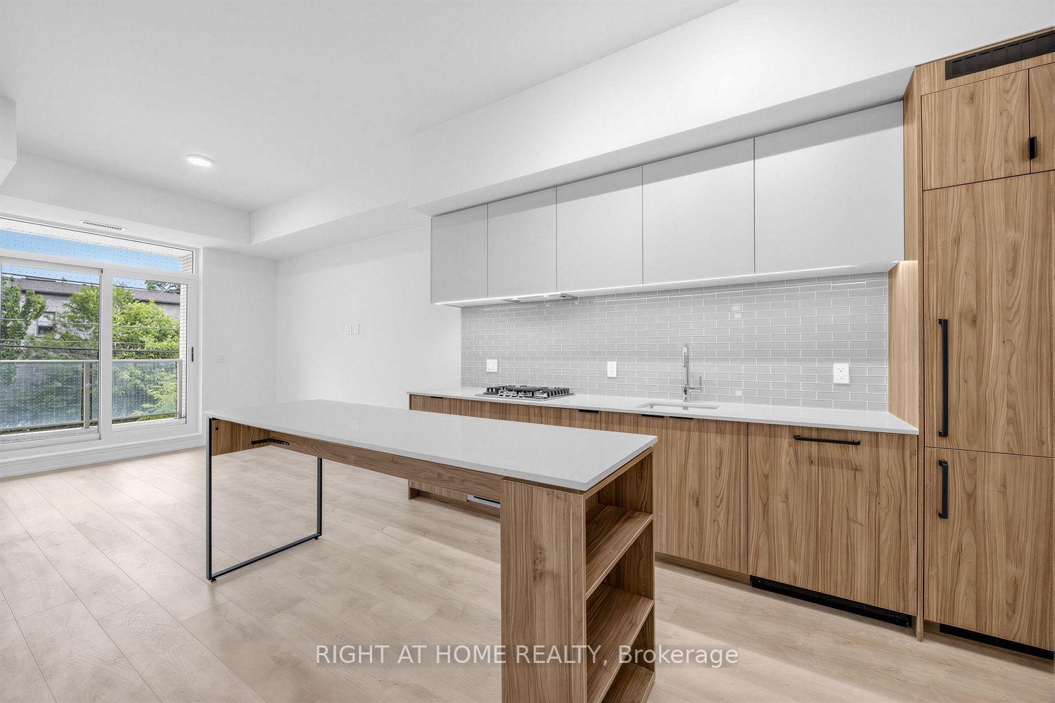 Photo 7 of Unit 207, 722 Marlee Avenue, North York, Yorkdale-Glen Park — HOMEH