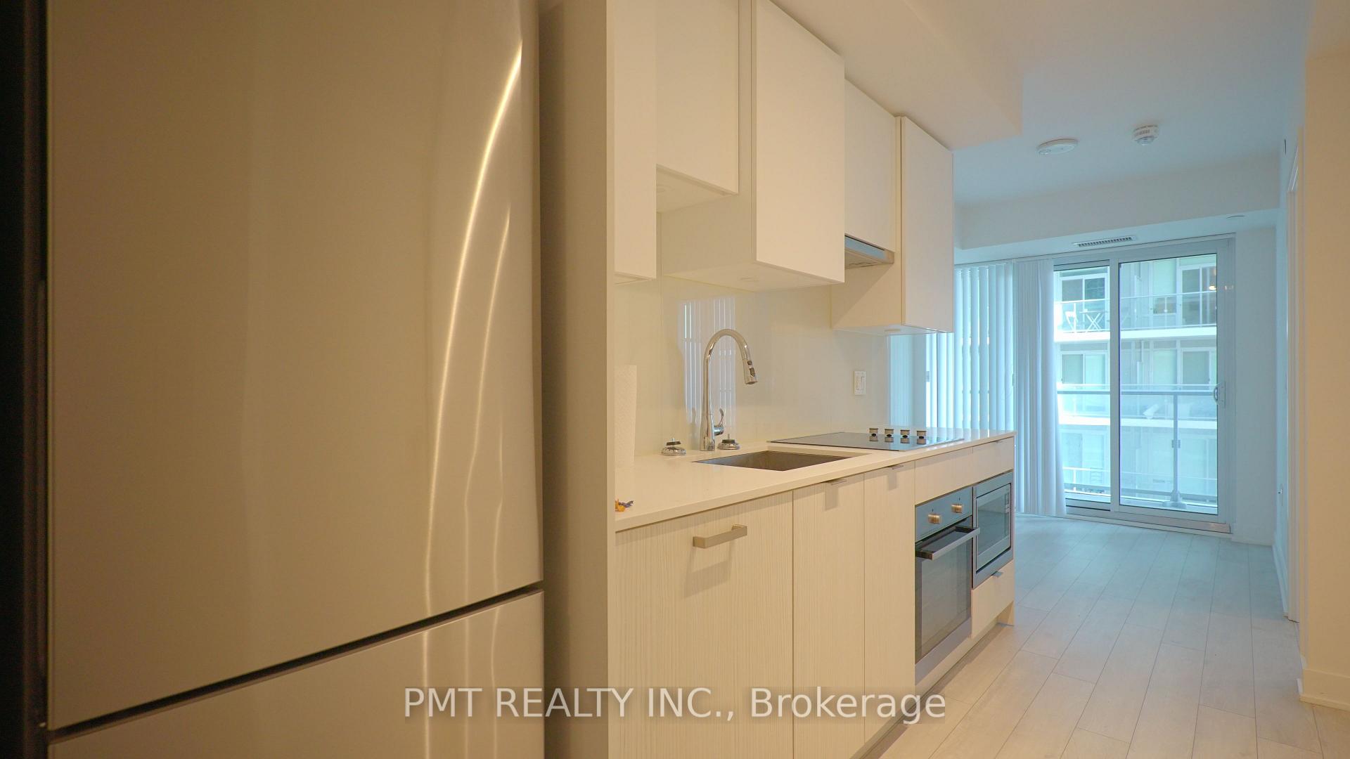 Photo 3 of Unit 1708, 99 Broadway Avenue, Toronto, Mount Pleasant West — HOMEH