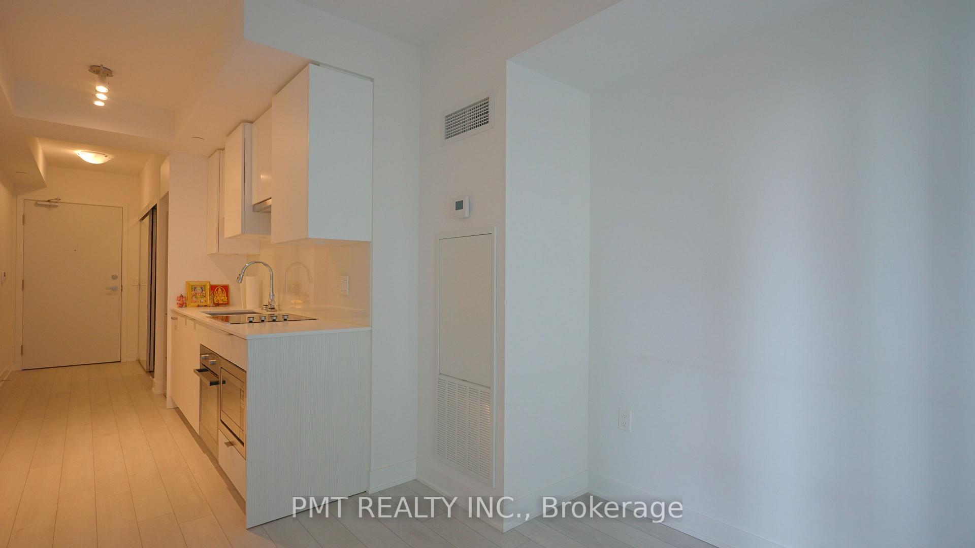Photo 6 of Unit 1708, 99 Broadway Avenue, Toronto, Mount Pleasant West — HOMEH