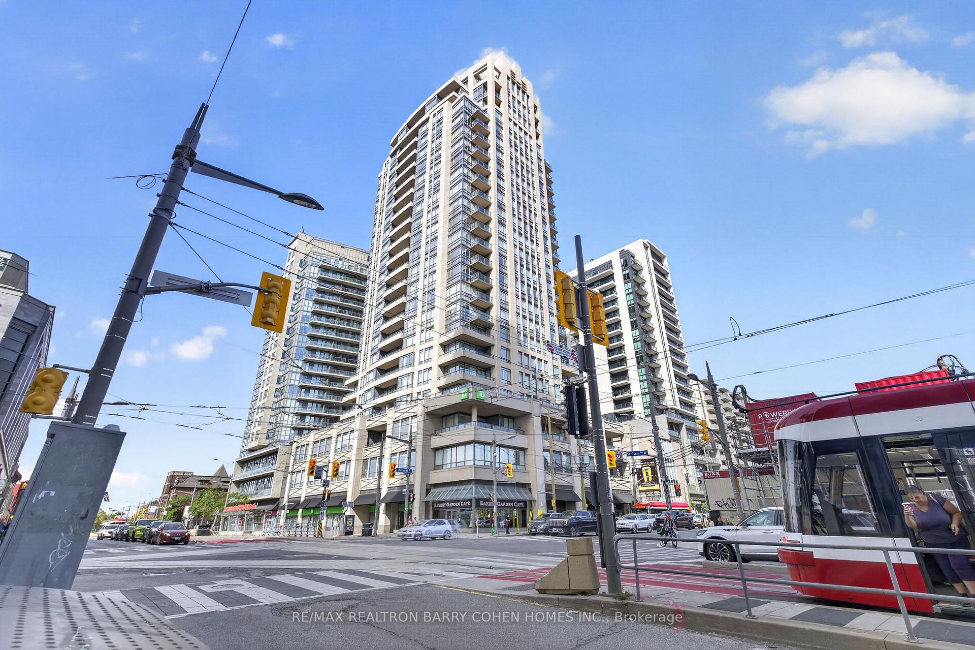 Photo of Unit 1404, 500 St Clair Avenue W