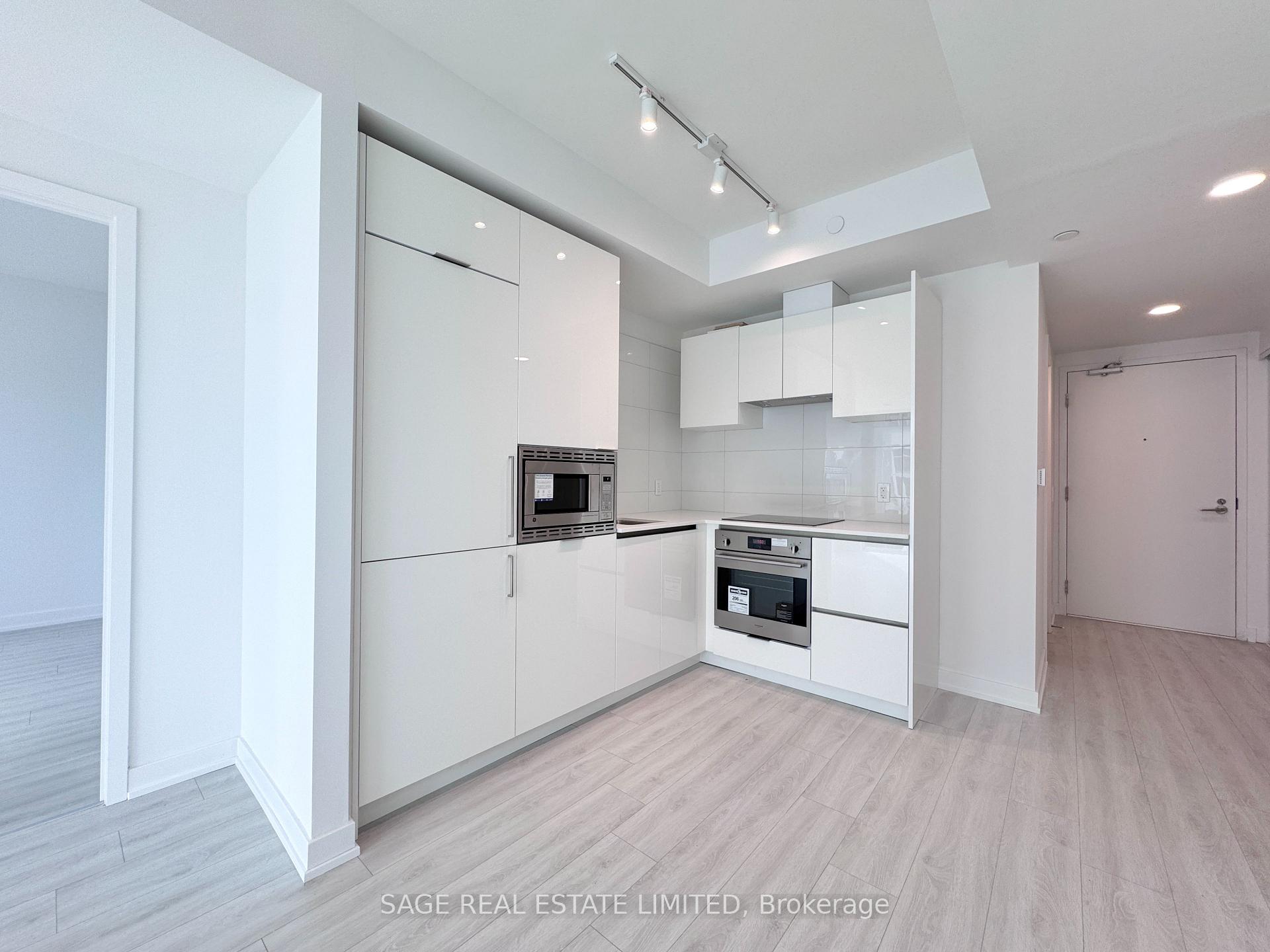 Photo 3 of Unit 3505, 238 Simcoe Street, Toronto, Kensington-Chinatown — HOMEH