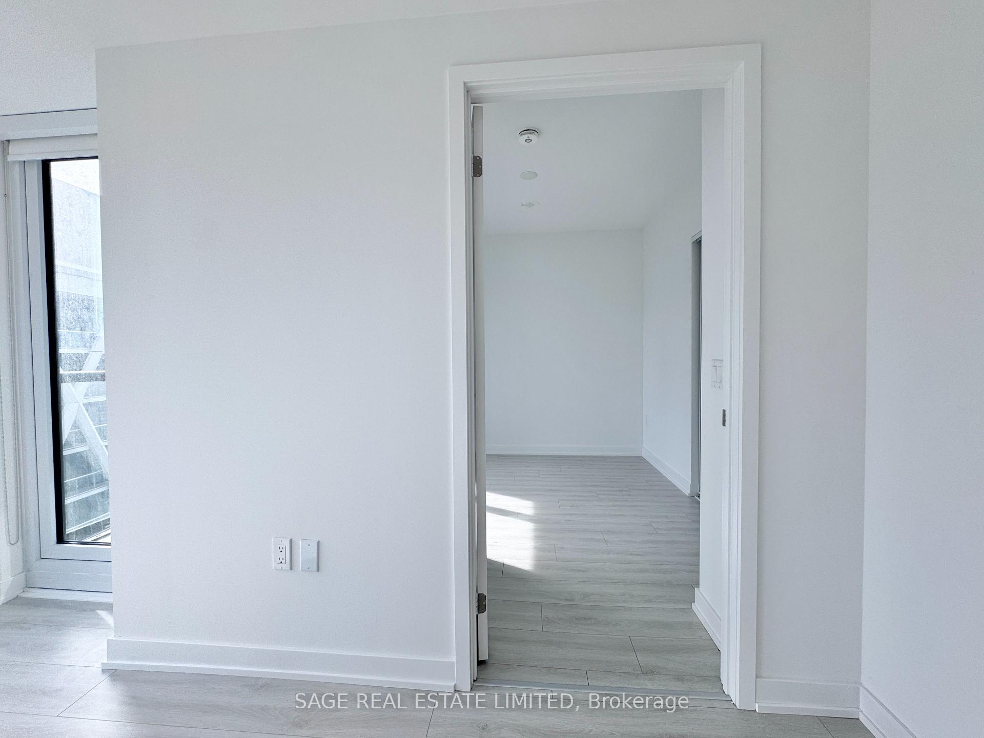 Photo 9 of Unit 3505, 238 Simcoe Street, Toronto, Kensington-Chinatown — HOMEH