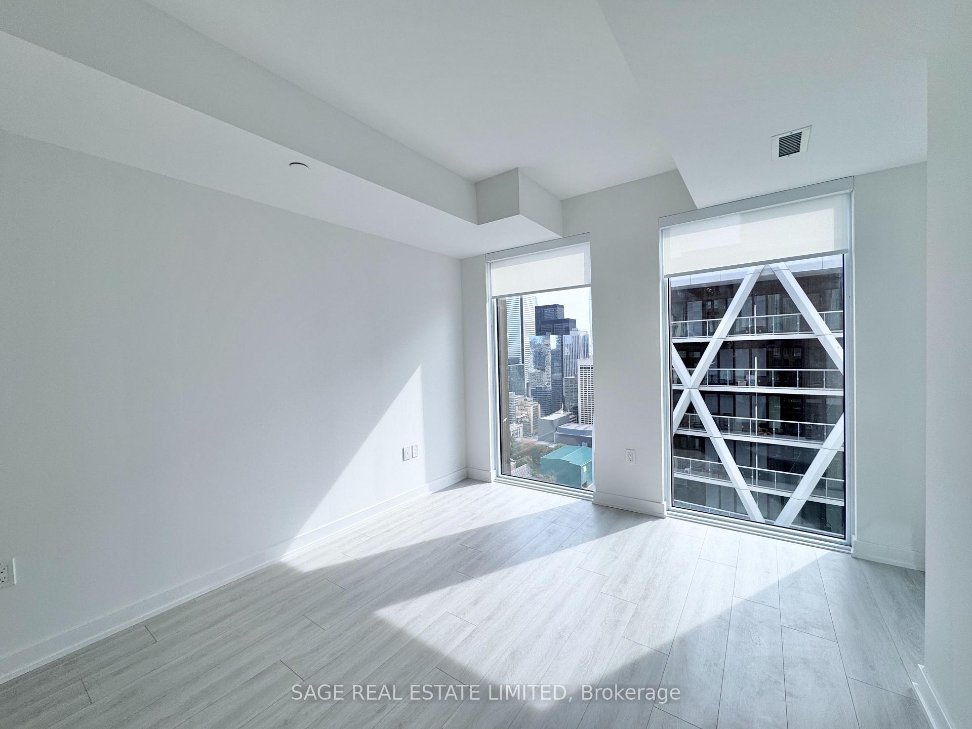 Photo 13 of Unit 3505, 238 Simcoe Street, Toronto, Kensington-Chinatown — HOMEH