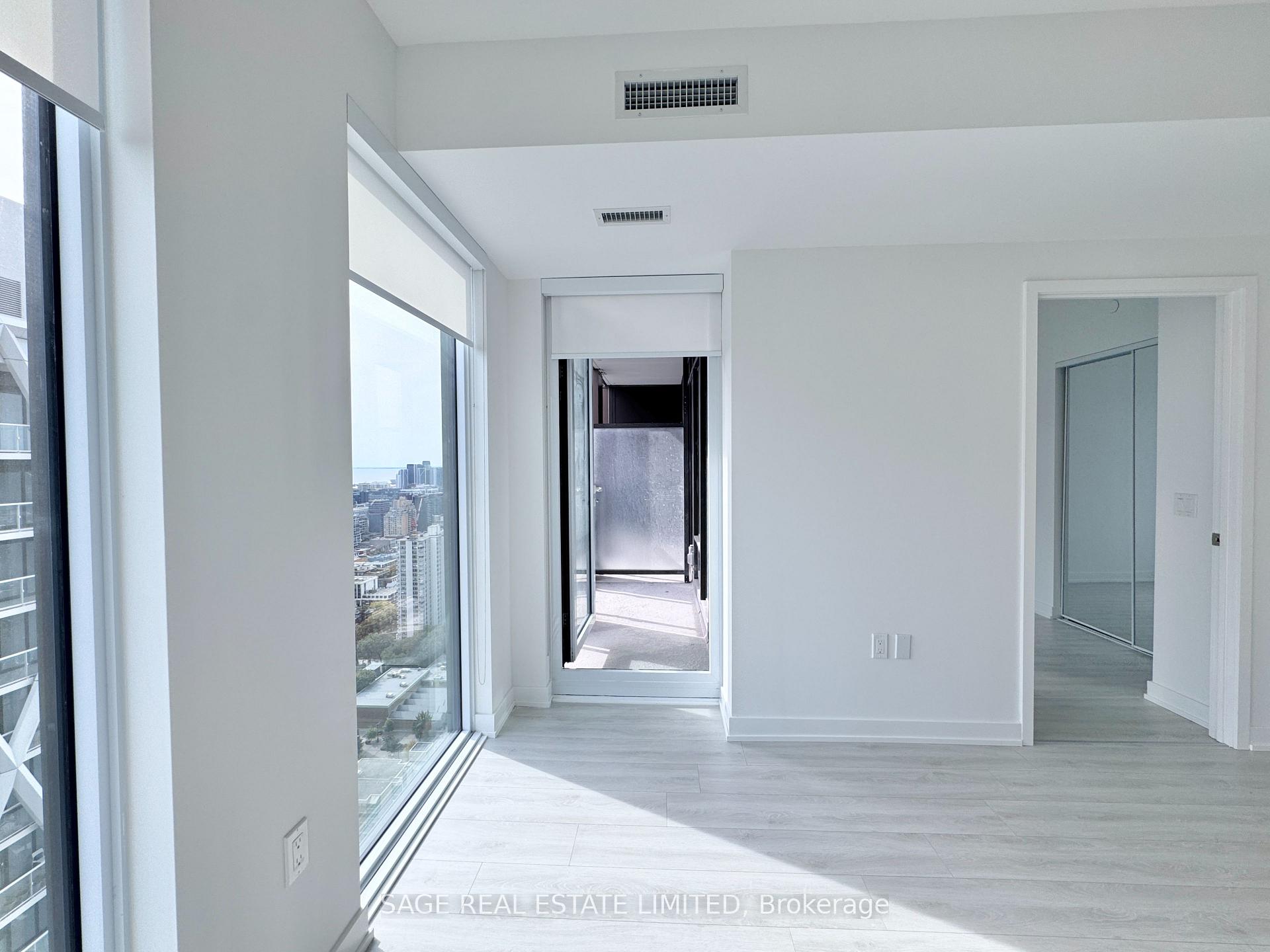 Photo 14 of Unit 3505, 238 Simcoe Street, Toronto, Kensington-Chinatown — HOMEH