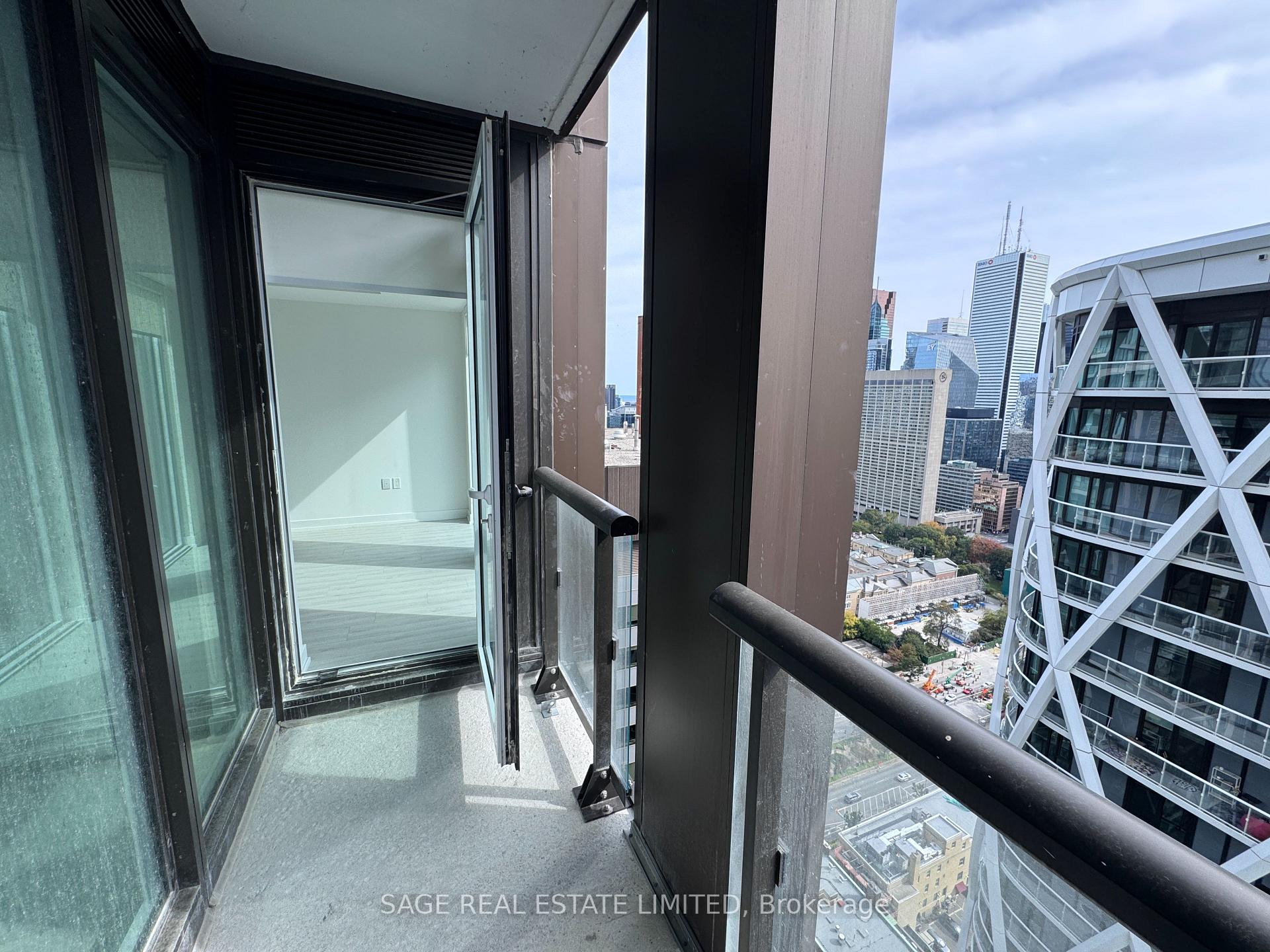 Photo 23 of Unit 3505, 238 Simcoe Street, Toronto, Kensington-Chinatown — HOMEH