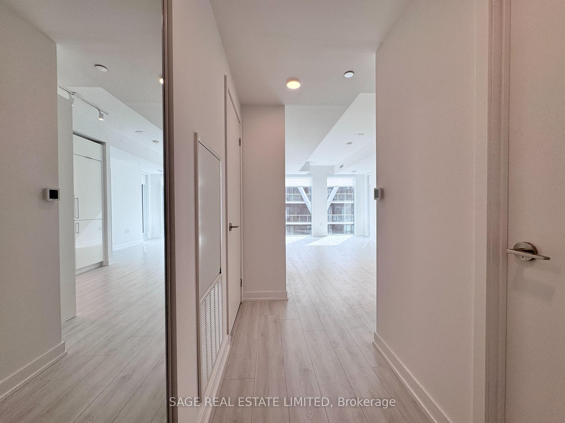 Photo 33 of Unit 3505, 238 Simcoe Street, Toronto, Kensington-Chinatown — HOMEH