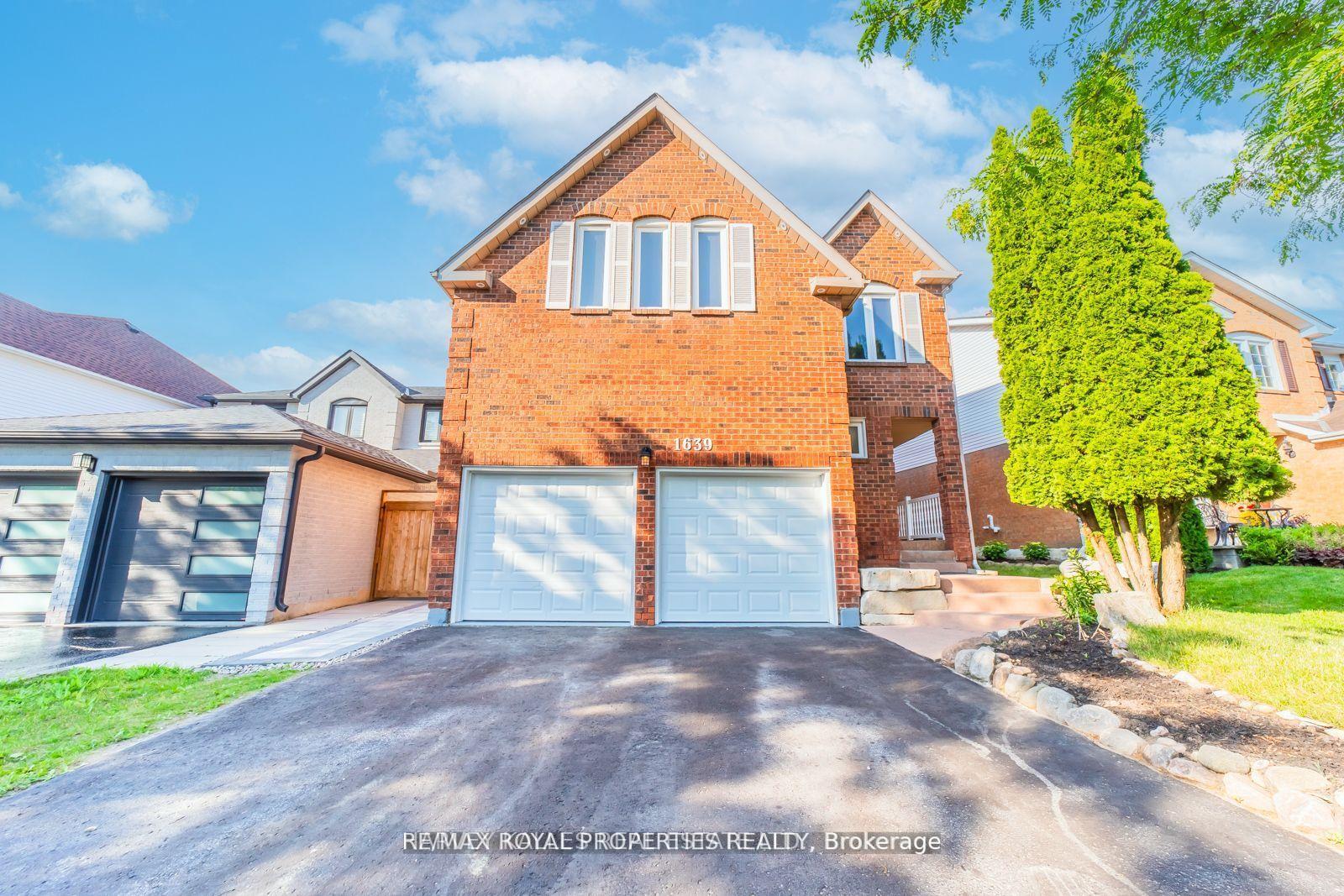 Photo 3 of 1639 Middleton Street S, Pickering, Brock Ridge — HOMEH