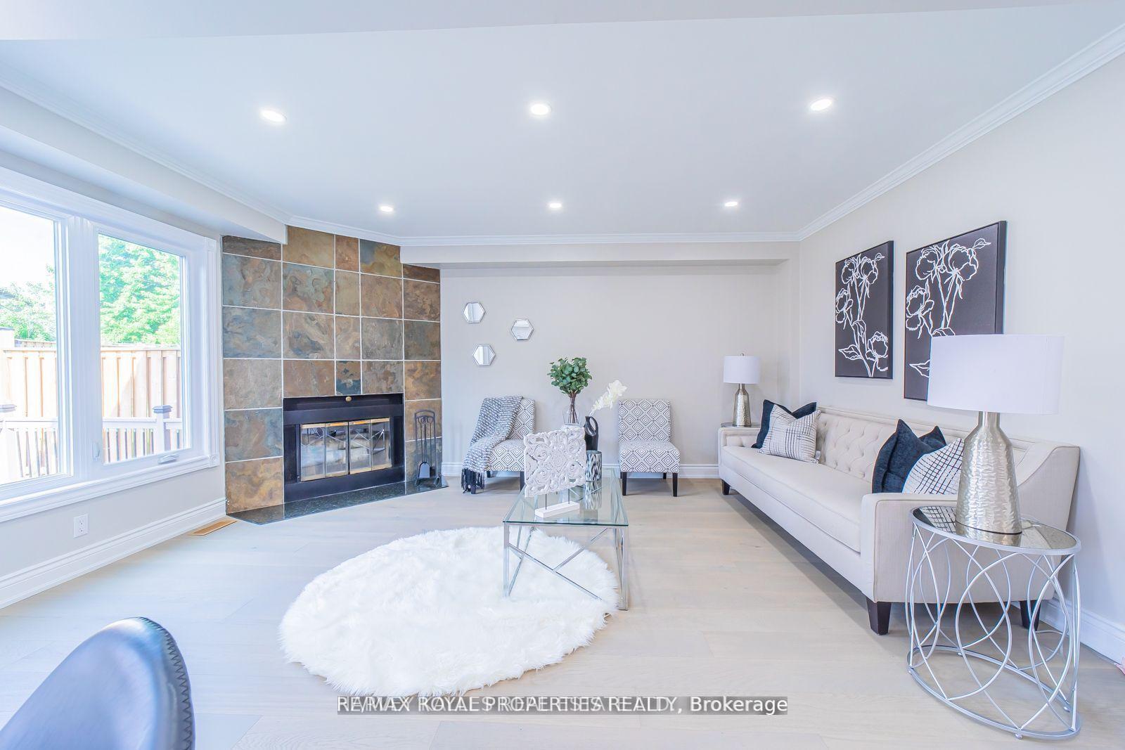 Photo 7 of 1639 Middleton Street S, Pickering, Brock Ridge — HOMEH