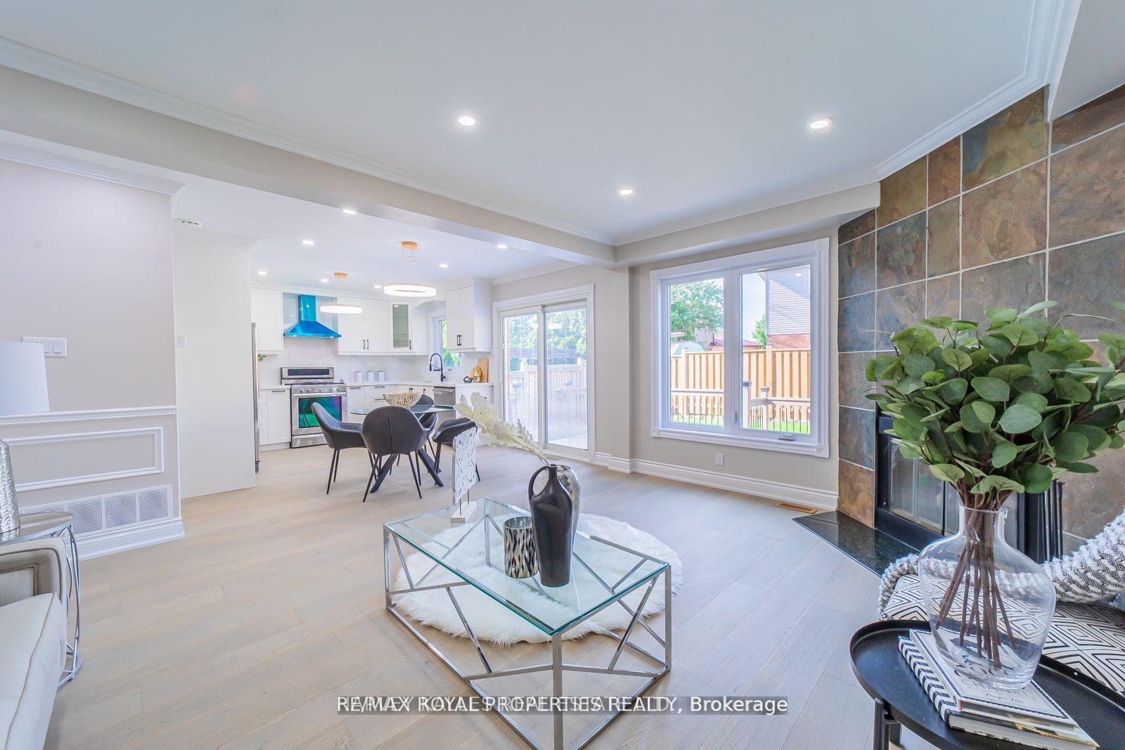 Photo 9 of 1639 Middleton Street S, Pickering, Brock Ridge — HOMEH