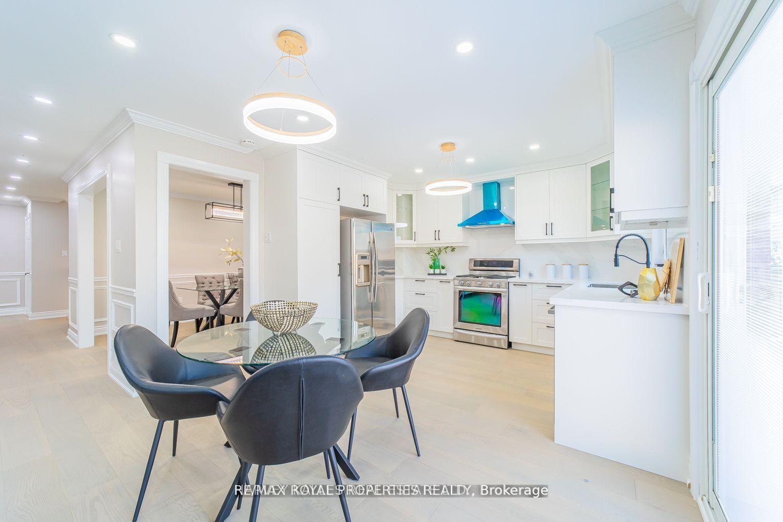 Photo 10 of 1639 Middleton Street S, Pickering, Brock Ridge — HOMEH