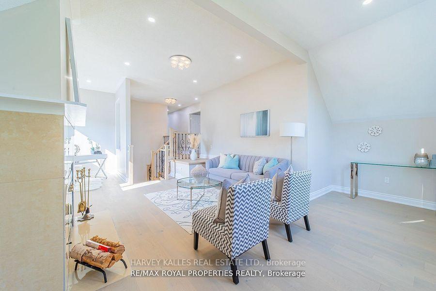 Photo 17 of 1639 Middleton Street S, Pickering, Brock Ridge — HOMEH