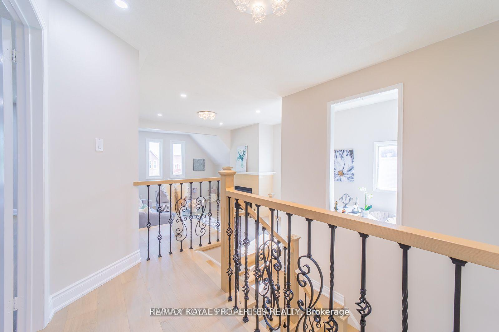 Photo 18 of 1639 Middleton Street S, Pickering, Brock Ridge — HOMEH