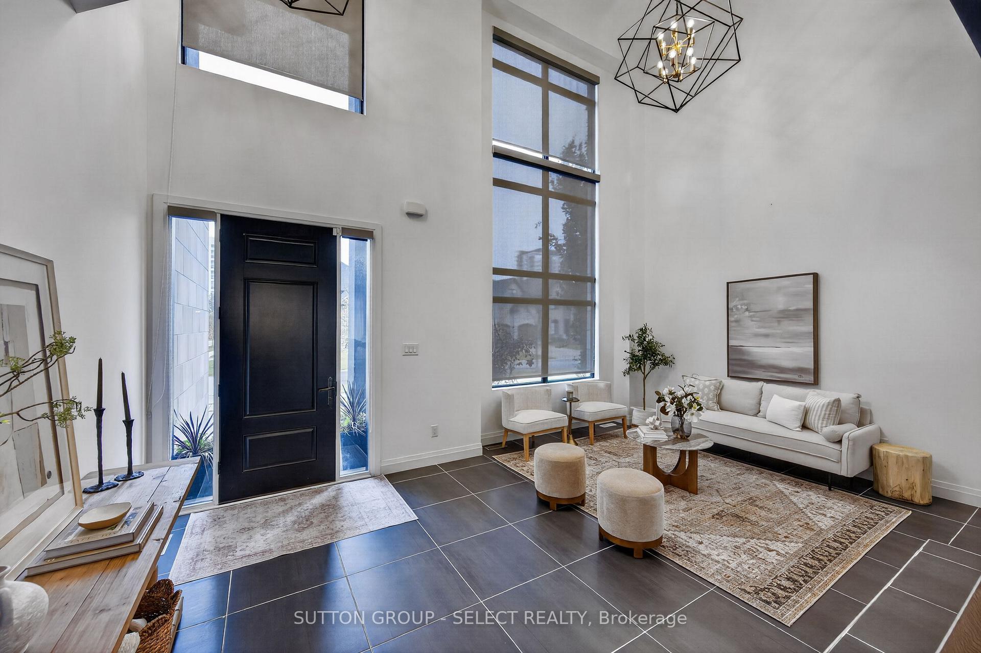 Photo 3 of 744 Hickorystick Key, London, North R — HOMEH
