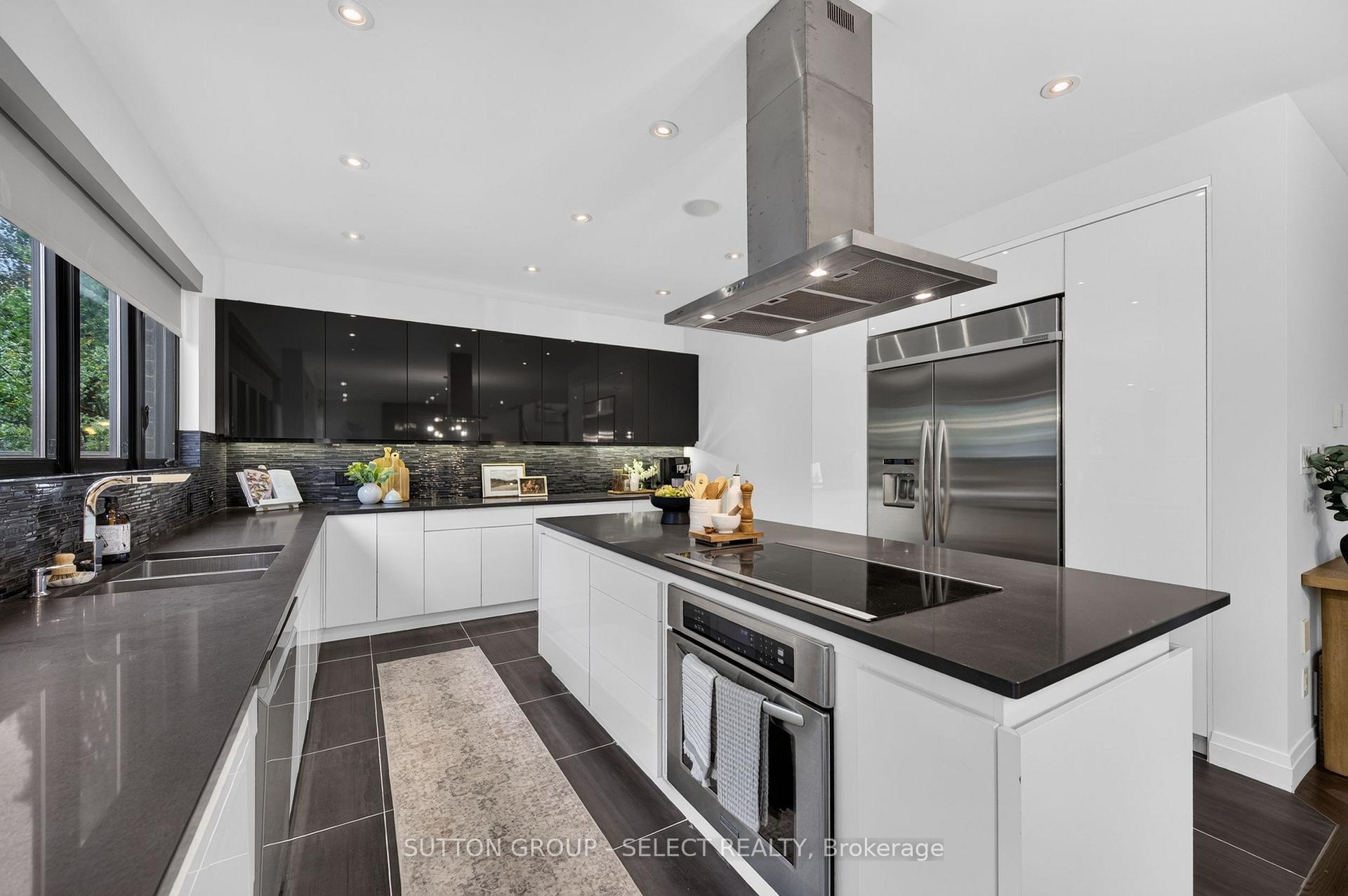Photo 14 of 744 Hickorystick Key, London, North R — HOMEH