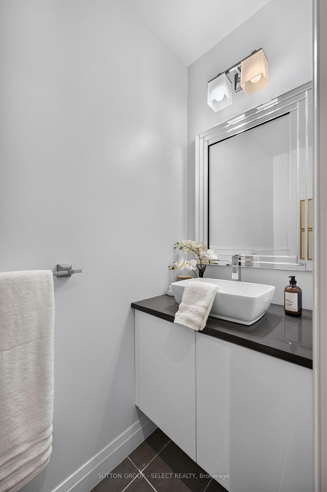 Photo 18 of 744 Hickorystick Key, London, North R — HOMEH