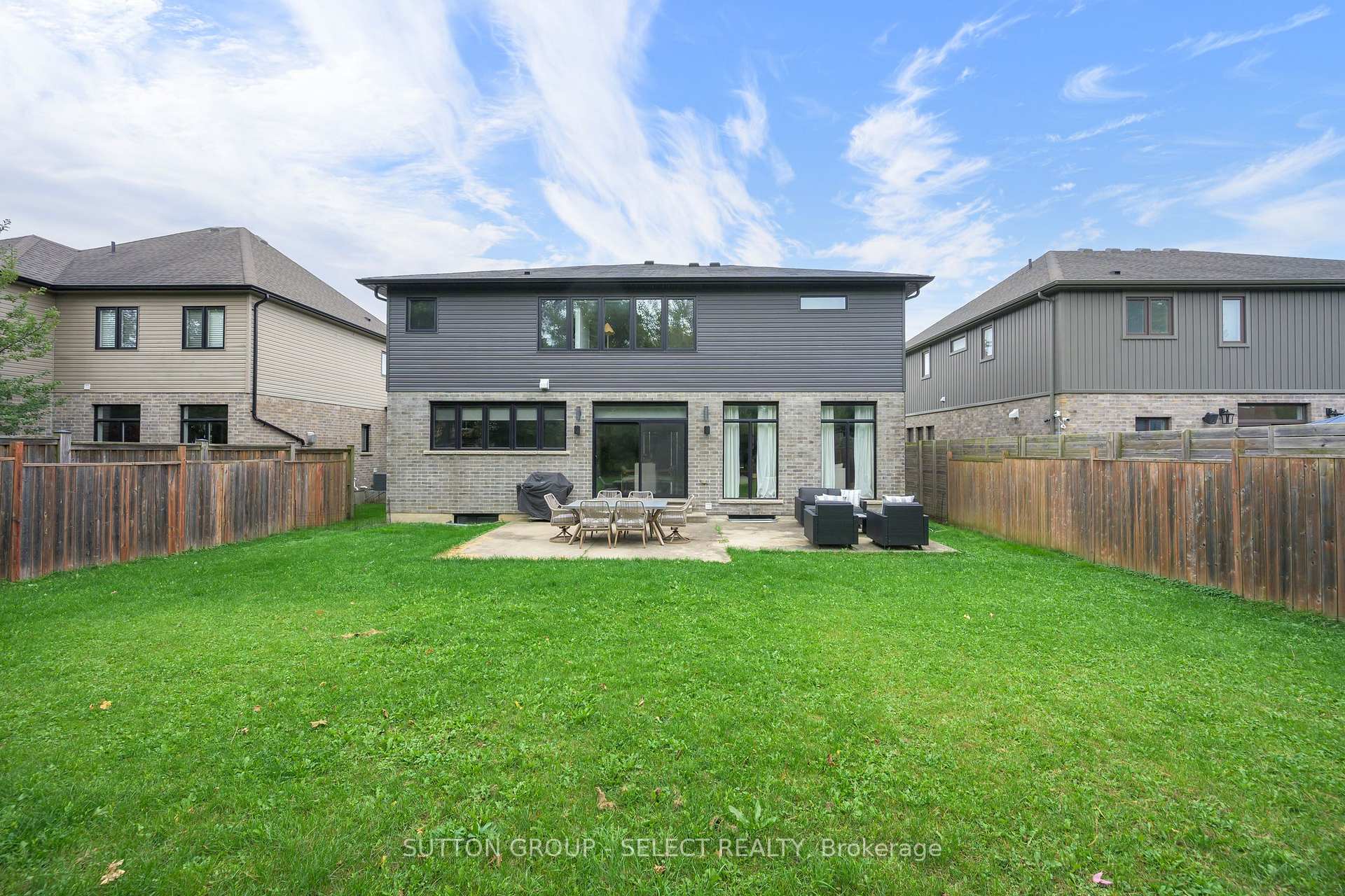 Photo 46 of 744 Hickorystick Key, London, North R — HOMEH