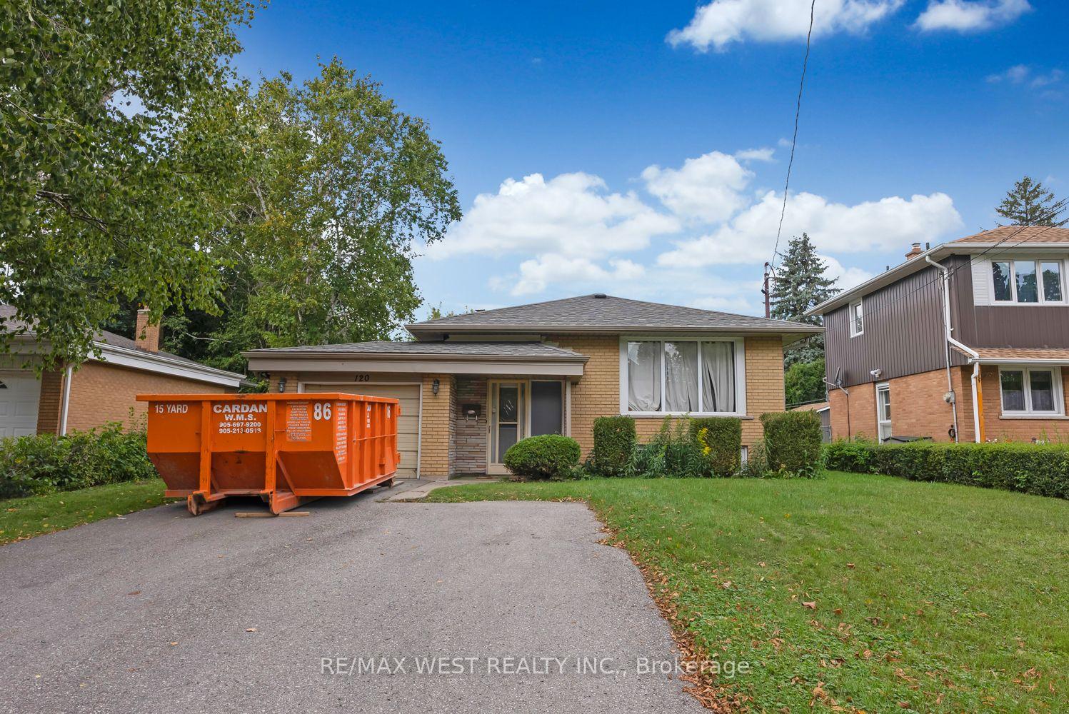 Photo 2 of Unit Basement, 120 Bell Drive, Whitby, Lynde Creek — HOMEH
