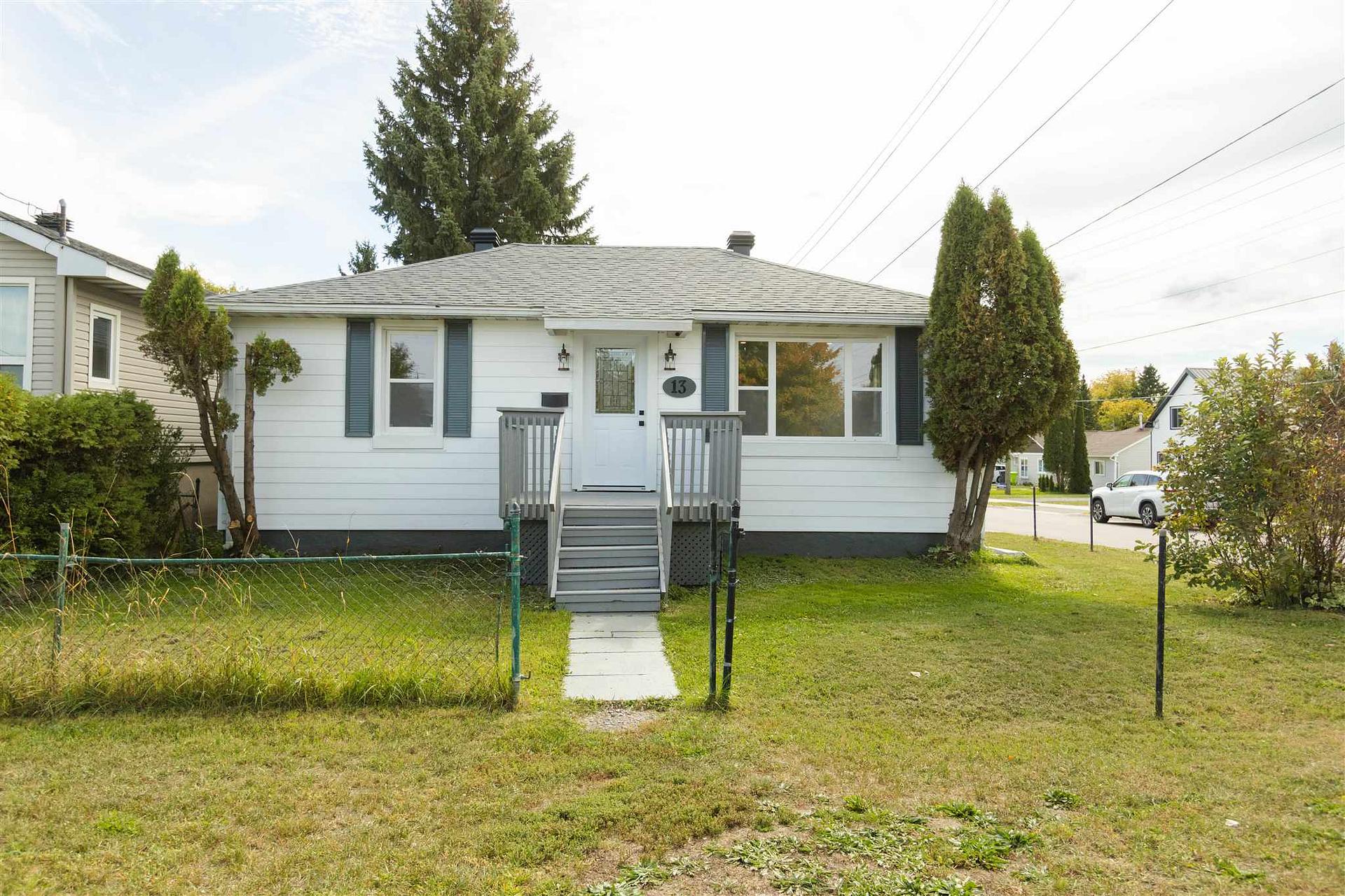 Photo 2 of 13 Stevens Street, Sault Ste Marie, Ward 4 — HOMEH
