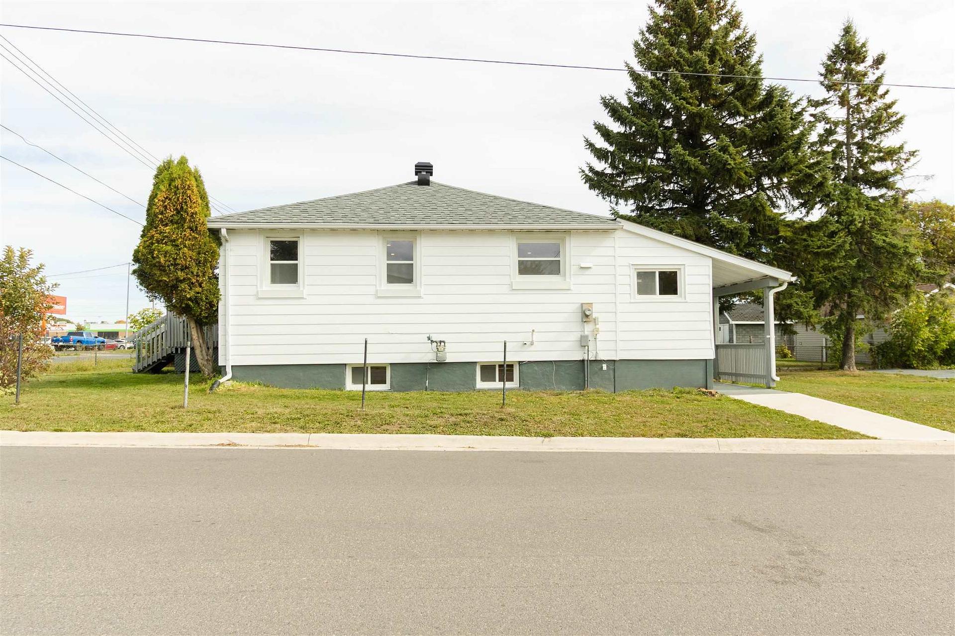 Photo 6 of 13 Stevens Street, Sault Ste Marie, Ward 4 — HOMEH