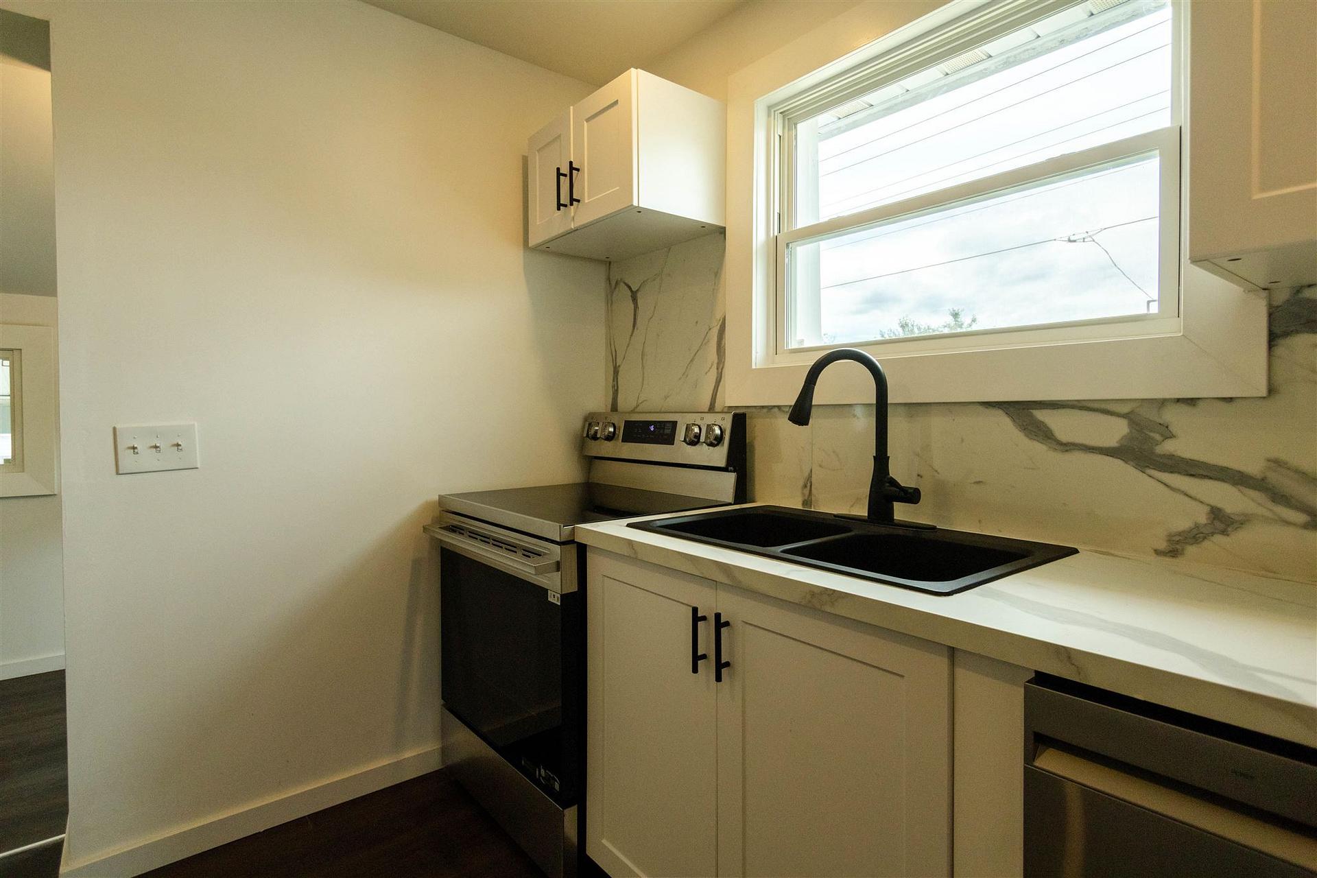 Photo 14 of 13 Stevens Street, Sault Ste Marie, Ward 4 — HOMEH