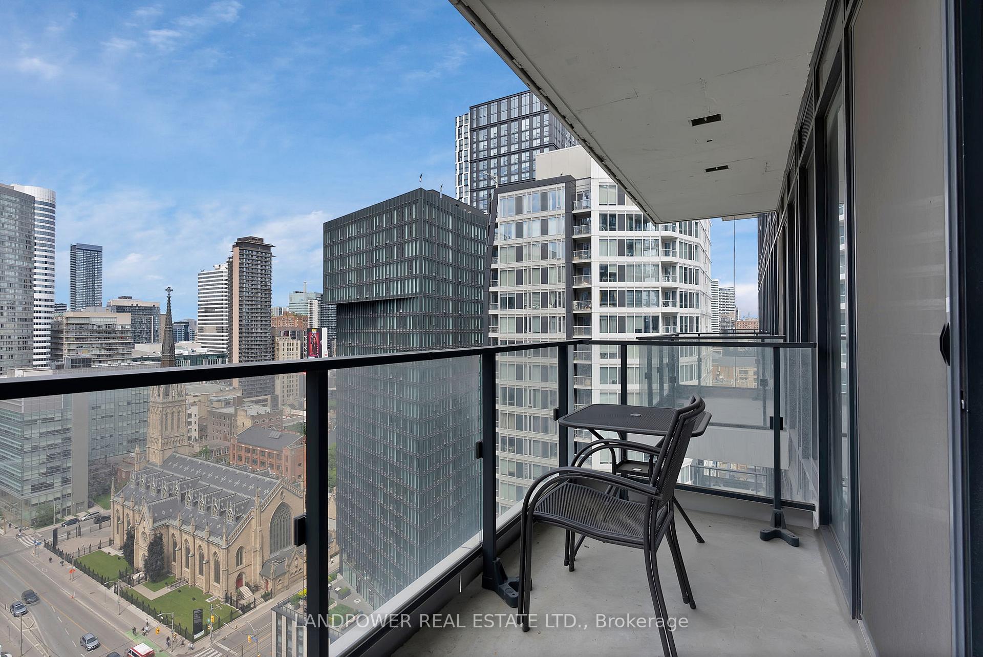 Photo 7 of Unit 2501, 77 Shuter Street, Toronto, Church-Yonge Corridor — HOMEH