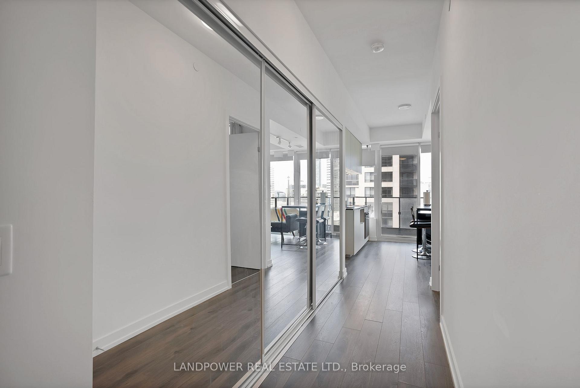 Photo 14 of Unit 2501, 77 Shuter Street, Toronto, Church-Yonge Corridor — HOMEH