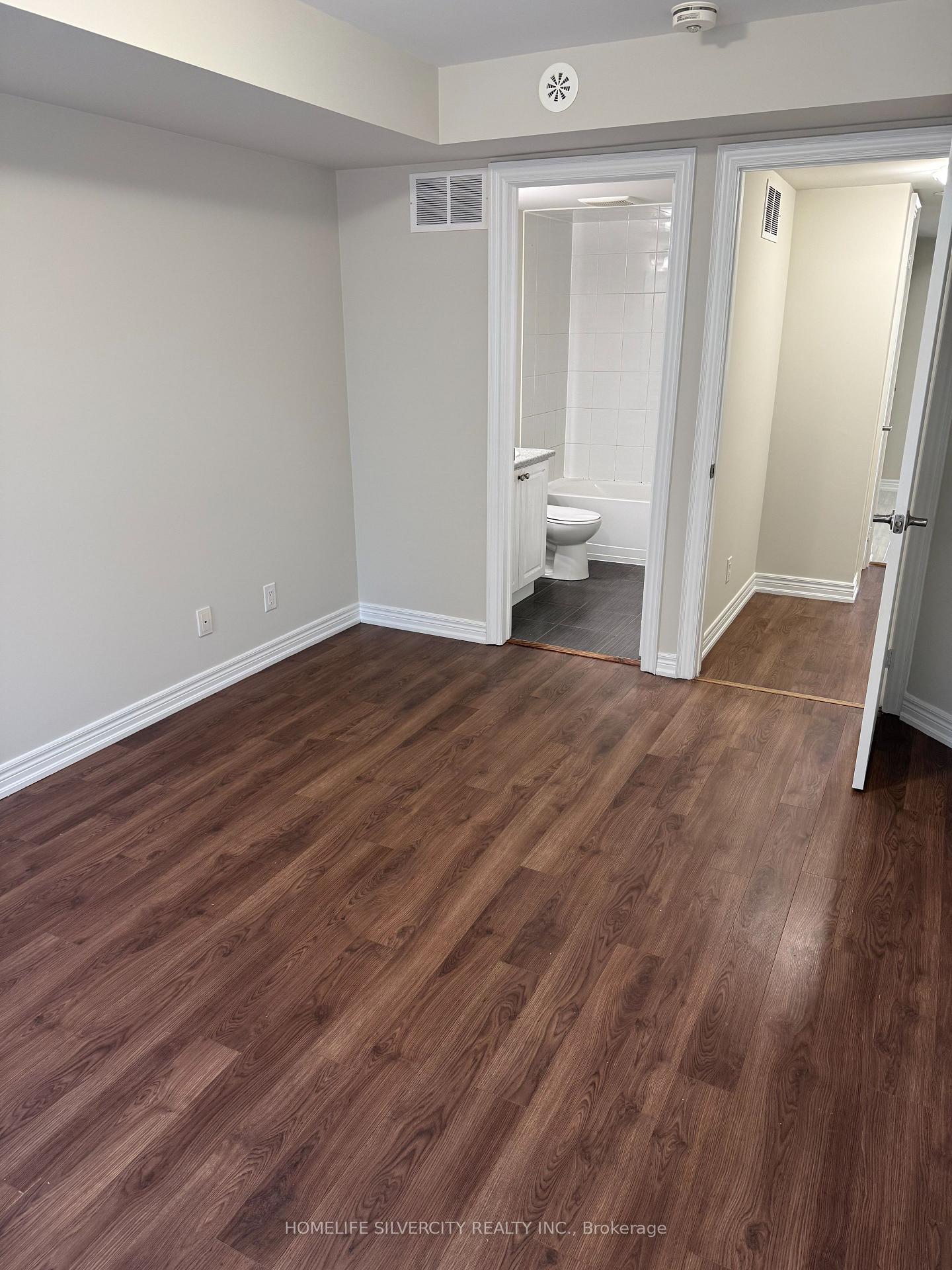 Photo 7 of Unit 114, 2 Dunsheath Way, Markham, Cornell — HOMEH