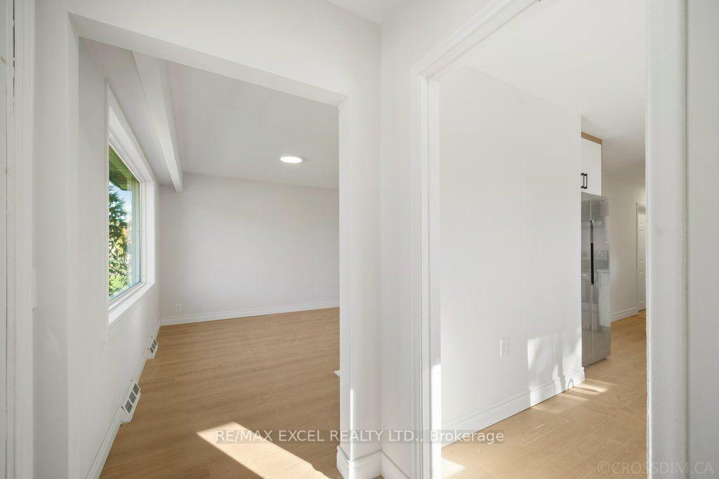 Photo 5 of 65 Wilson Road N, Oshawa, O'Neill — HOMEH