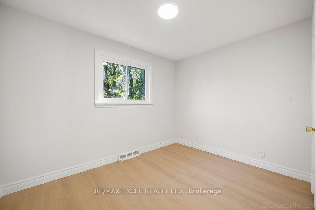 Photo 18 of 65 Wilson Road N, Oshawa, O'Neill — HOMEH