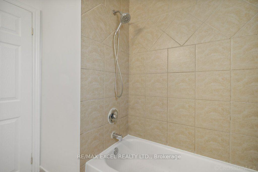 Photo 20 of 65 Wilson Road N, Oshawa, O'Neill — HOMEH