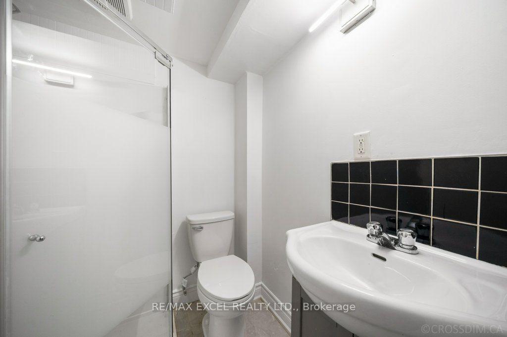 Photo 36 of 65 Wilson Road N, Oshawa, O'Neill — HOMEH