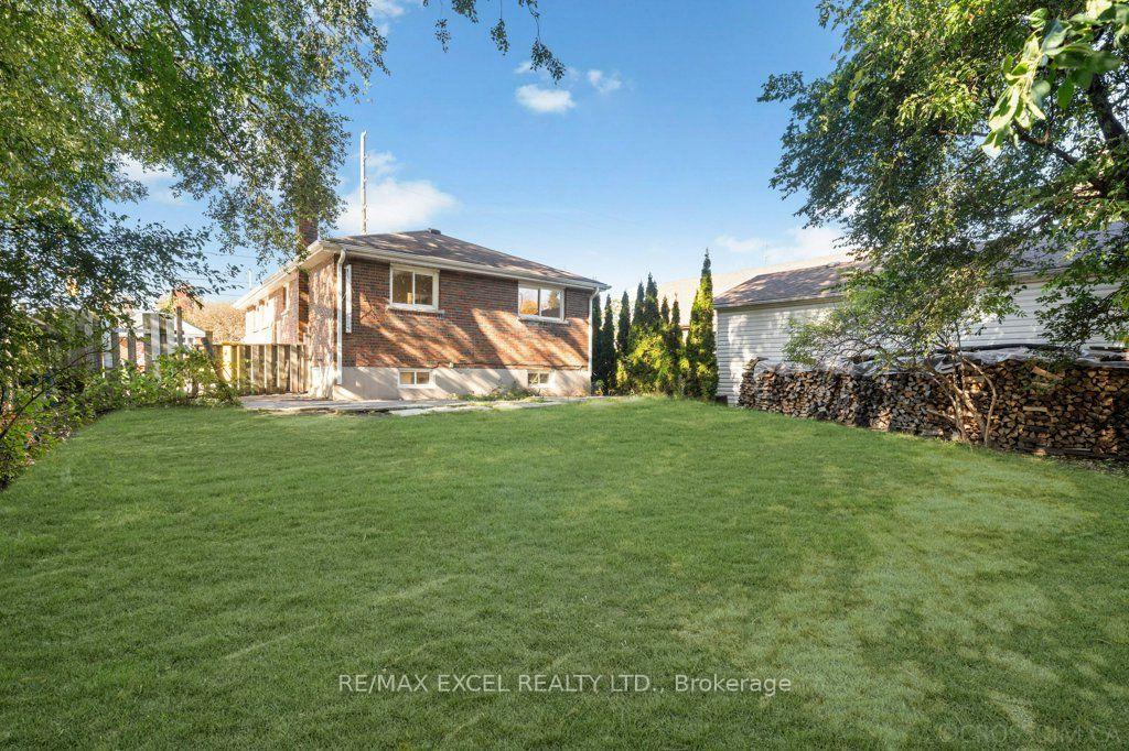 Photo 39 of 65 Wilson Road N, Oshawa, O'Neill — HOMEH