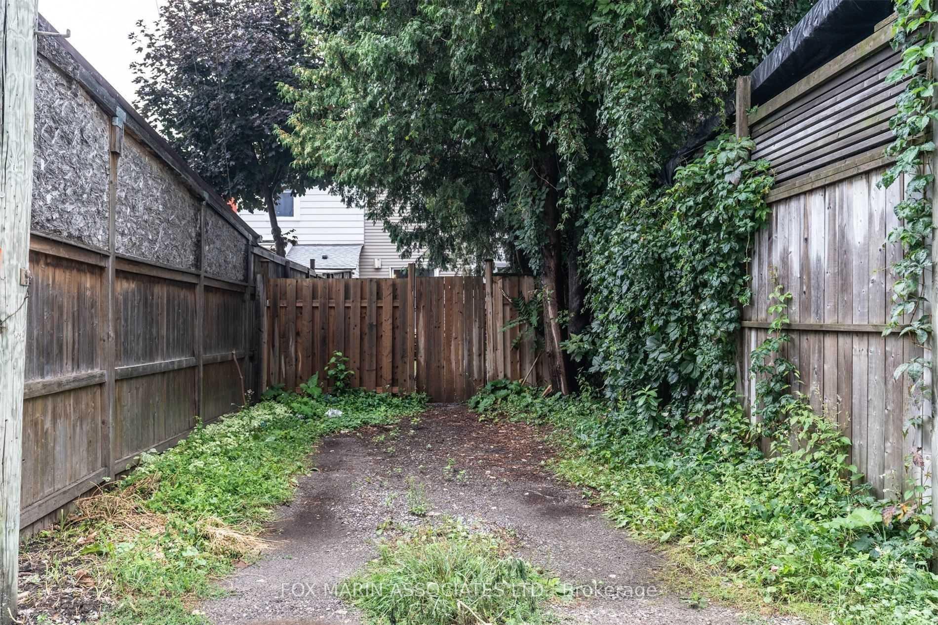Photo 29 of 118 Logan Avenue, Toronto, South Riverdale — HOMEH