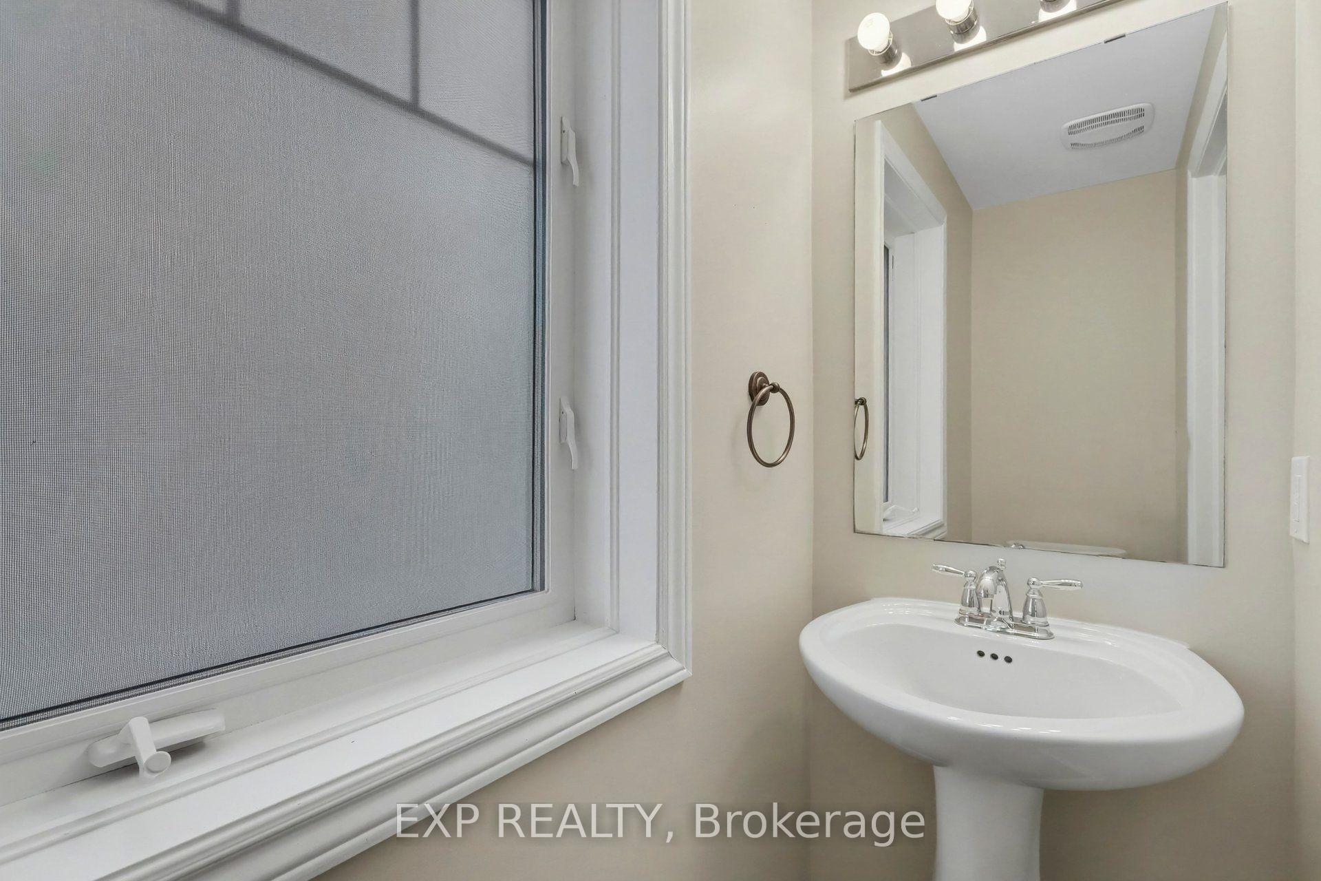 Photo 11 of 364 Sweet Grass Circle, Ottawa, Barrhaven - Half Moon Bay — HOMEH