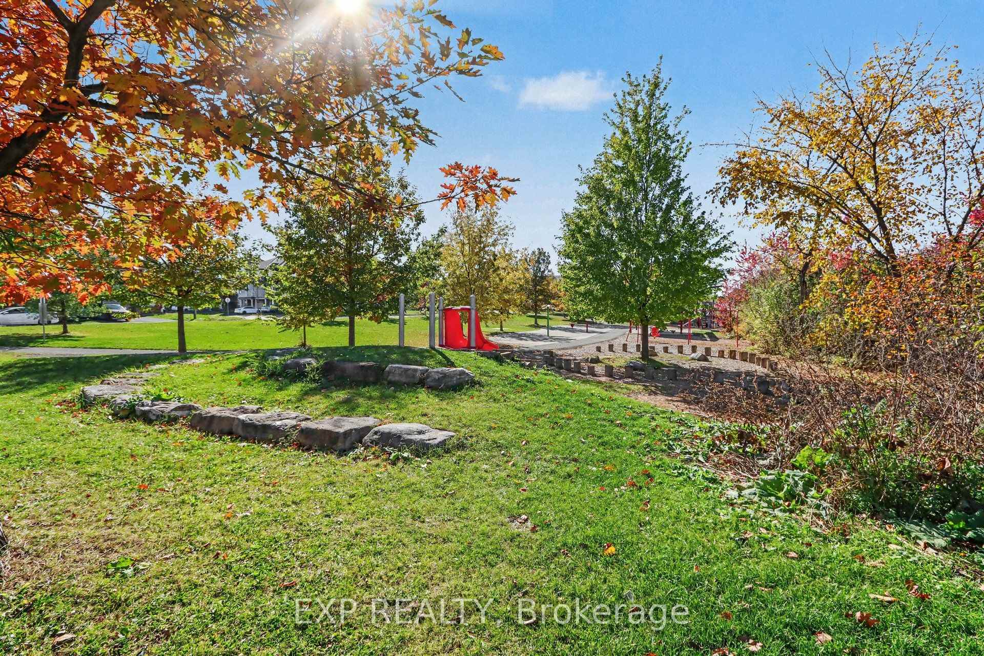 Photo 23 of 364 Sweet Grass Circle, Ottawa, Barrhaven - Half Moon Bay — HOMEH