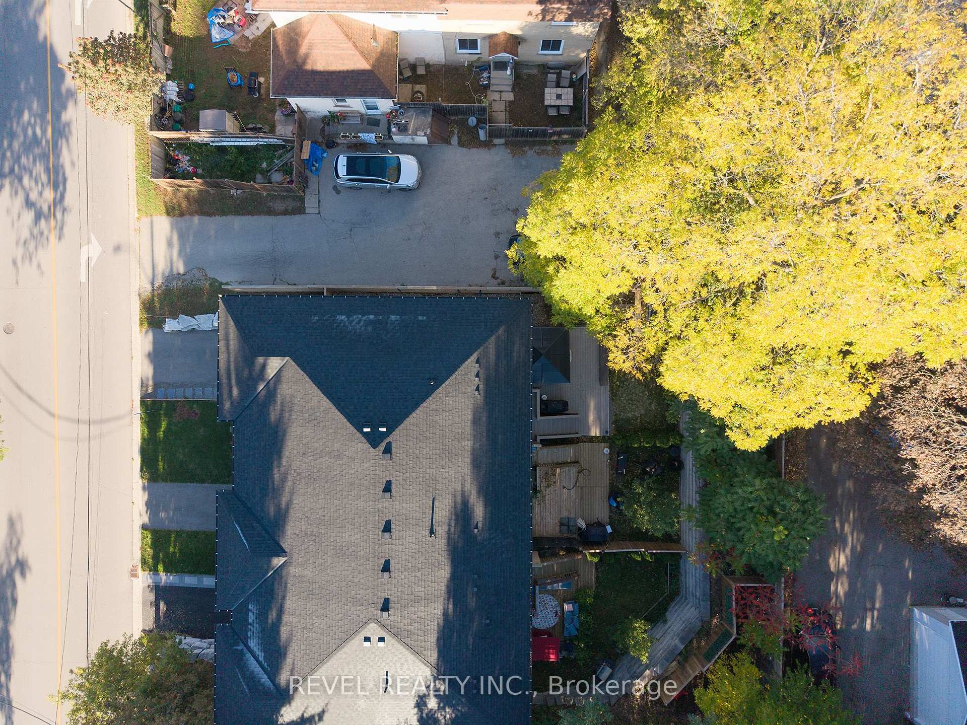 Photo 33 of 4A Harris Avenue, Brantford, Braneida Industrial Park — HOMEH
