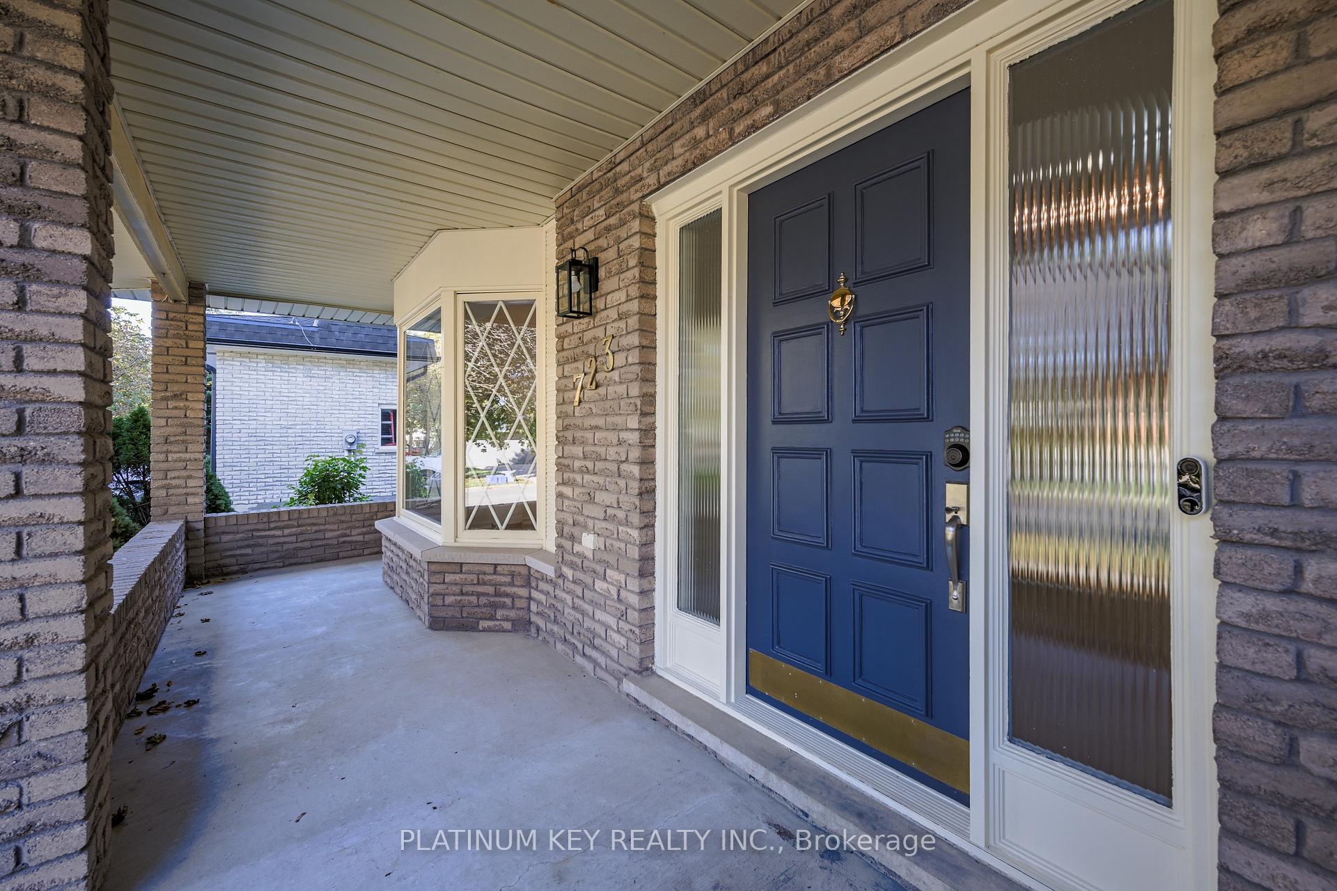 Photo 3 of 723 Cranbrook Road, London, South M — HOMEH