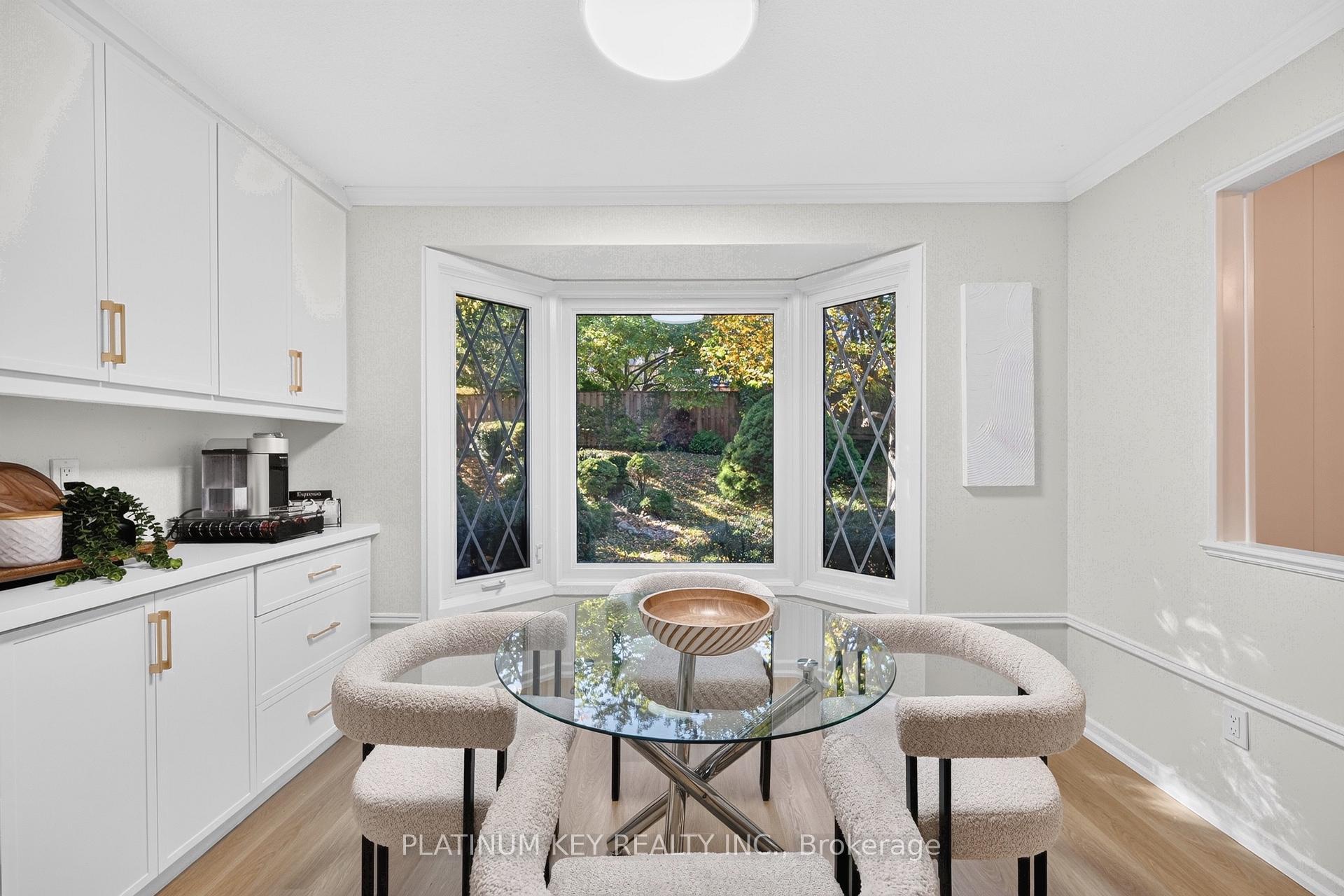 Photo 14 of 723 Cranbrook Road, London, South M — HOMEH