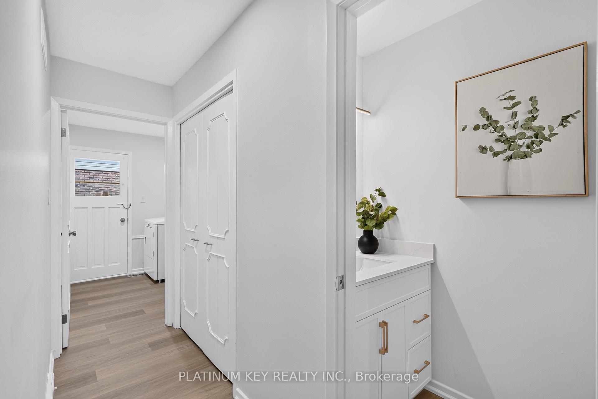 Photo 19 of 723 Cranbrook Road, London, South M — HOMEH