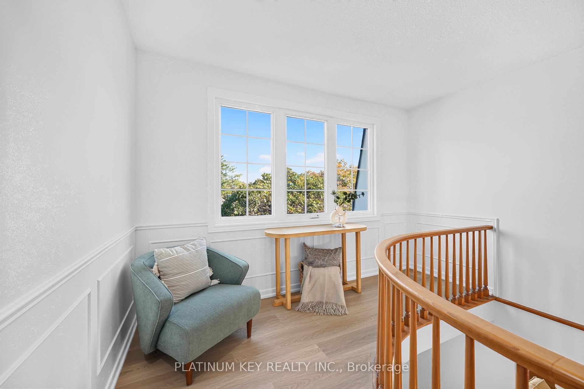 Photo 21 of 723 Cranbrook Road, London, South M — HOMEH