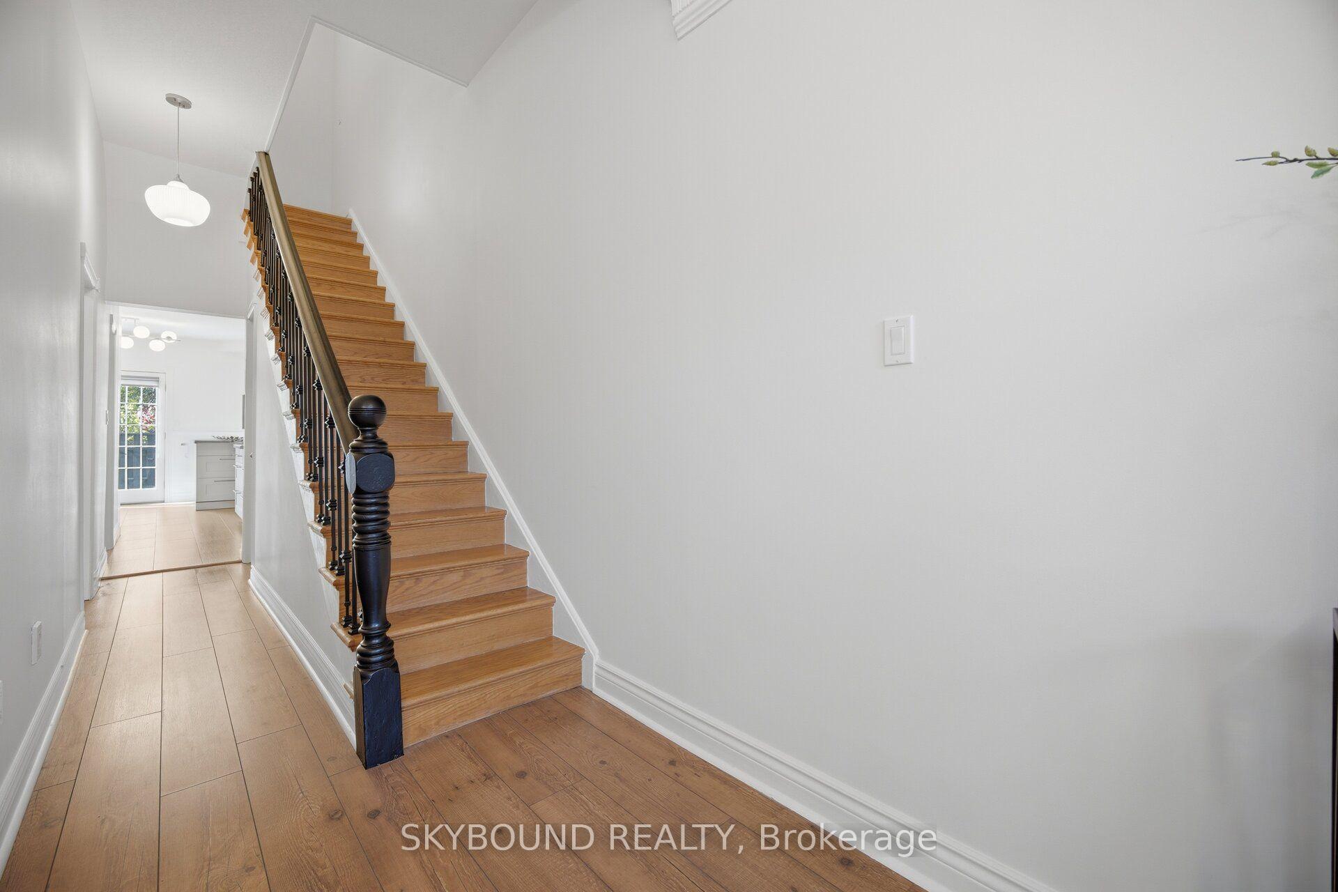 Photo 21 of 155 Niagara Street, Toronto, Niagara — HOMEH