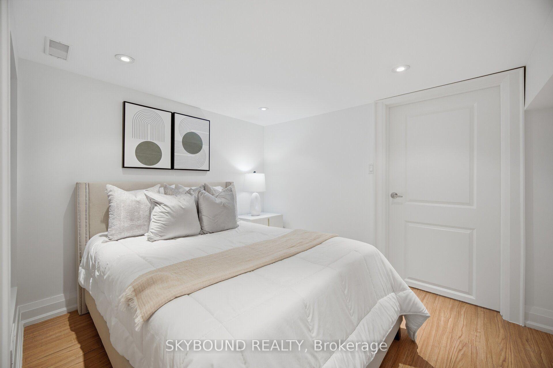 Photo 42 of 155 Niagara Street, Toronto, Niagara — HOMEH