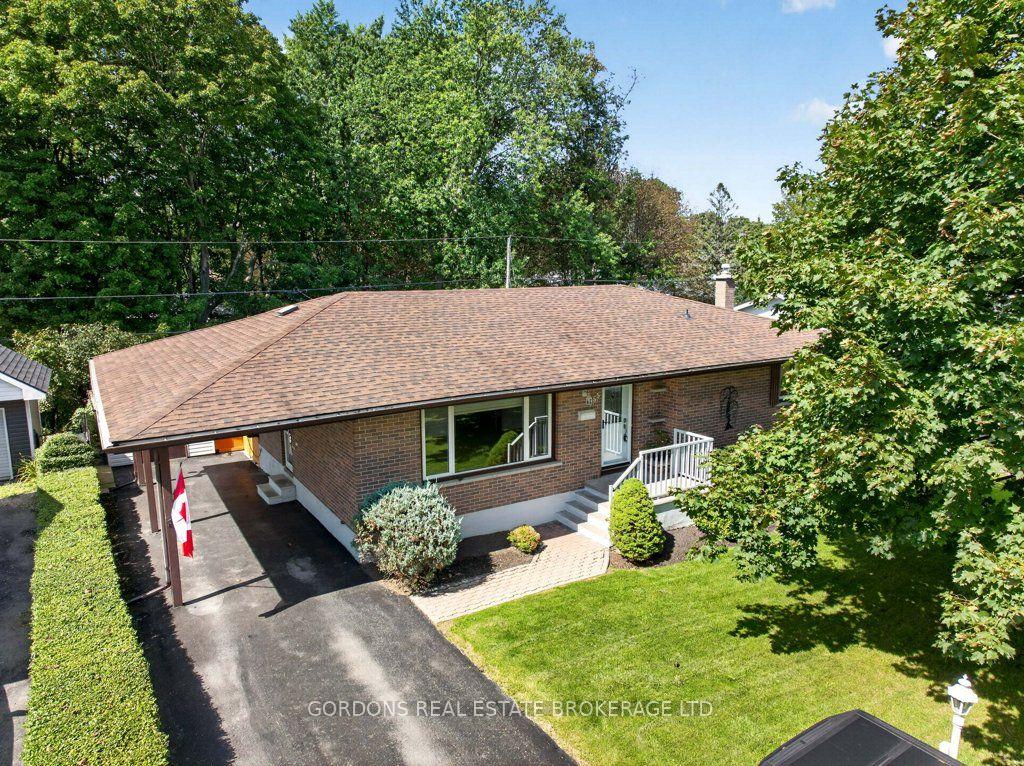 Photo 2 of 755 Downing Street, Kingston, South of Taylor-Kidd Blvd — HOMEH