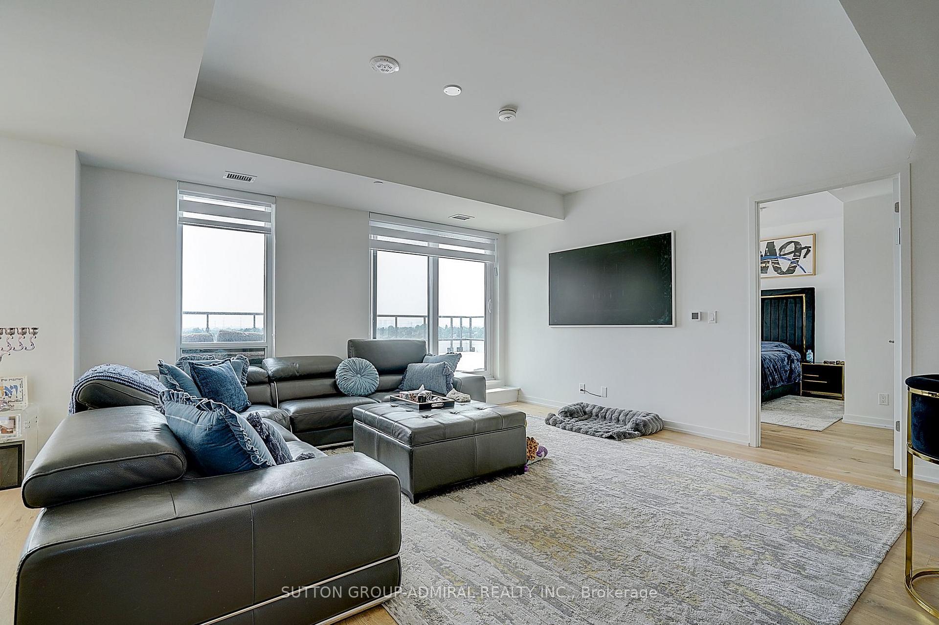 Photo 9 of Unit 712, 8 Beverley Glen Boulevard, Vaughan, Beverley Glen — HOMEH