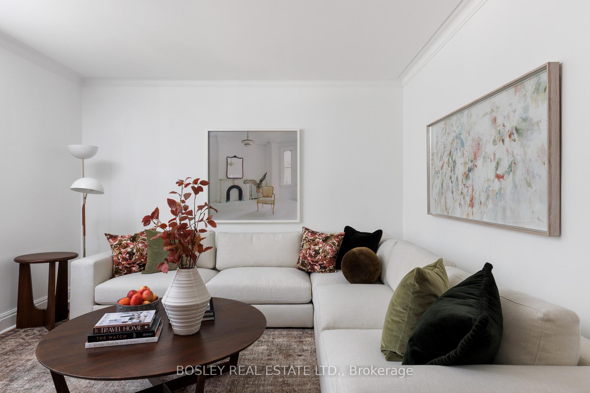 Photo of 128 Leacrest Road
