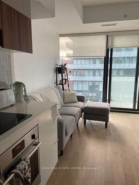 Photo 1 of Unit 913, 185 Roehampton Avenue, Toronto, Mount Pleasant West — HOMEH
