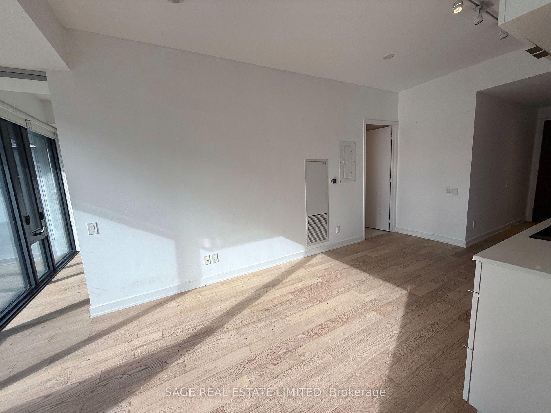 Photo 11 of Unit 913, 185 Roehampton Avenue, Toronto, Mount Pleasant West — HOMEH