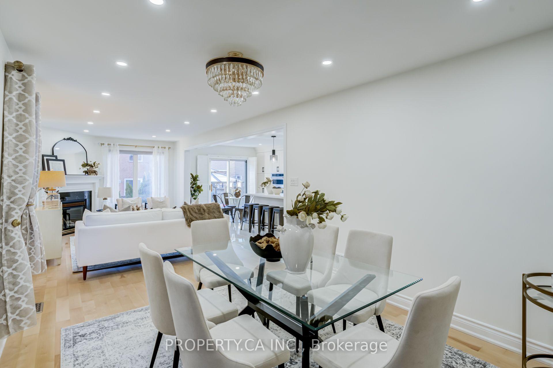 Photo 18 of 131 Giotto Crescent, Vaughan, Maple — HOMEH