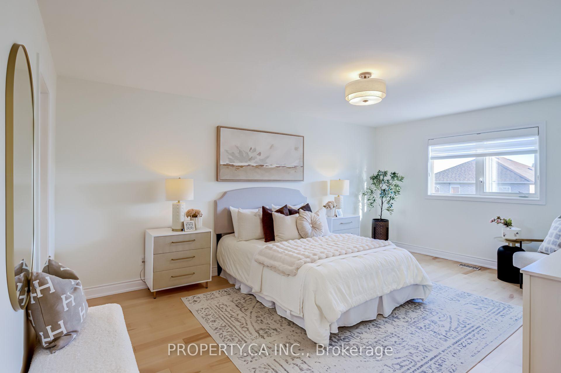 Photo 22 of 131 Giotto Crescent, Vaughan, Maple — HOMEH