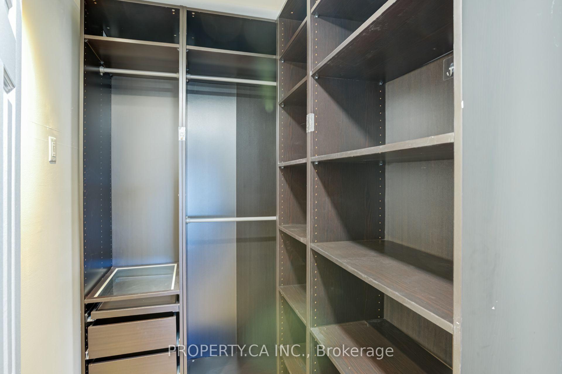 Photo 27 of 131 Giotto Crescent, Vaughan, Maple — HOMEH